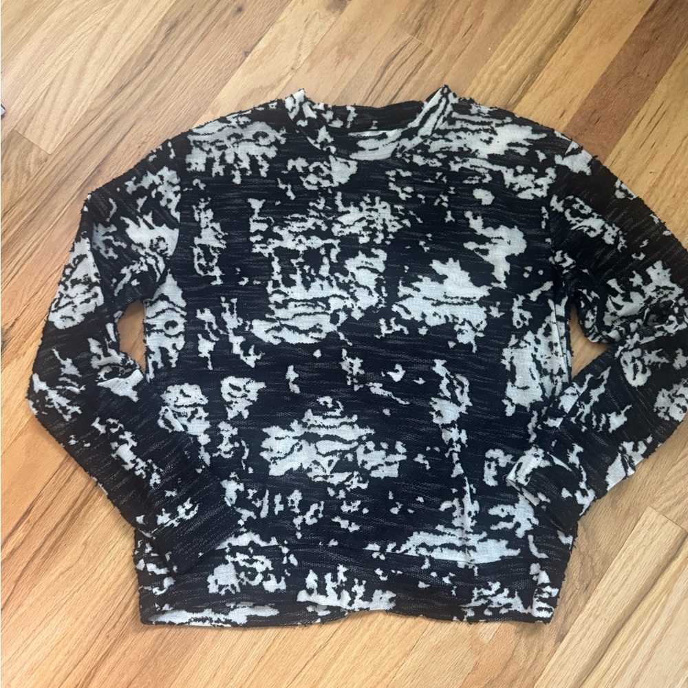 Black and White Patterned Sweater